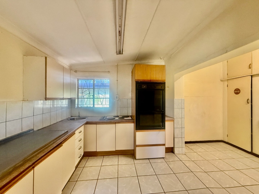 To Let 3 Bedroom Property for Rent in Zandfontein A H North West